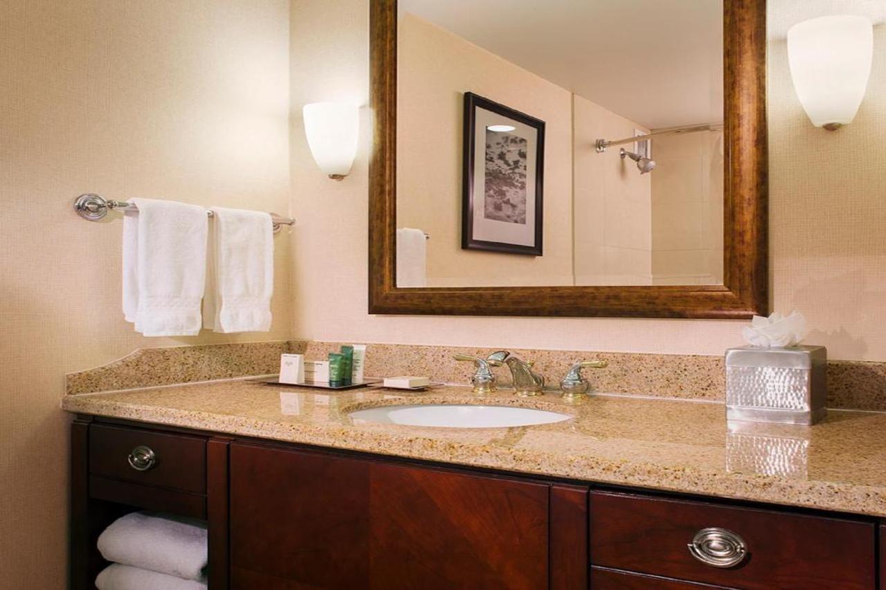 Hotel Hilton Providence Extérieur photo